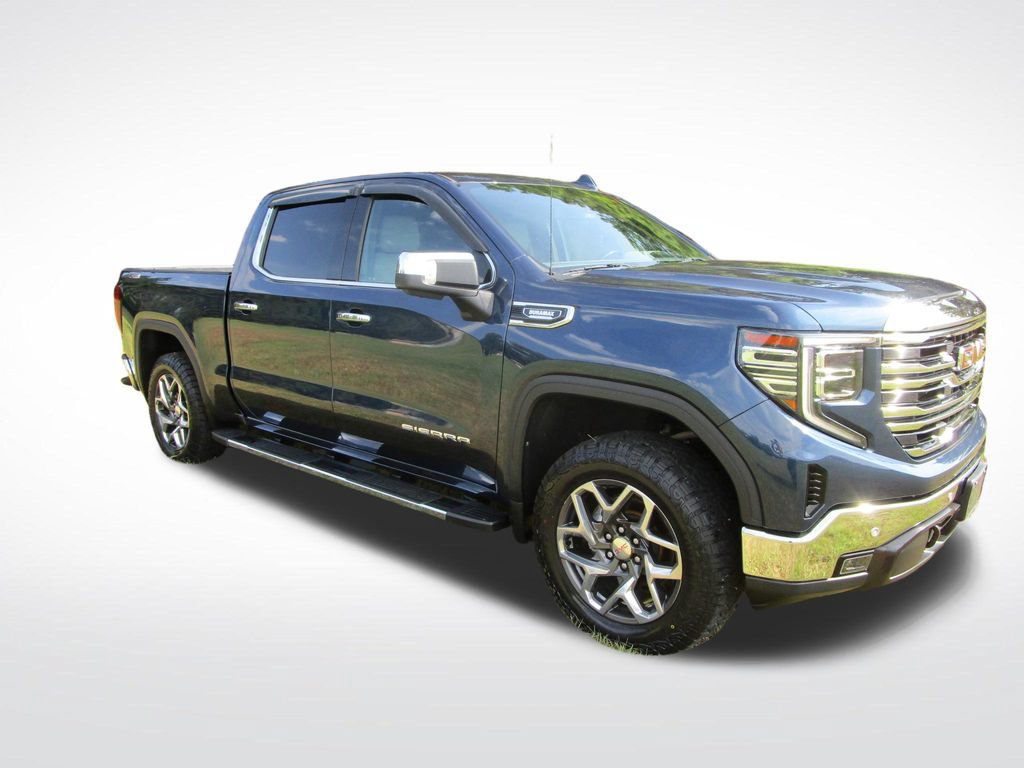Used 2022 GMC Sierra 1500 SLT w/ SLT Premium Plus Package AWD/4WD image 7