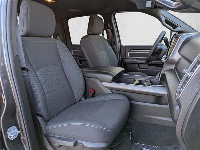 Used 2025 RAM 3500 Big Horn AWD/4WD image 21