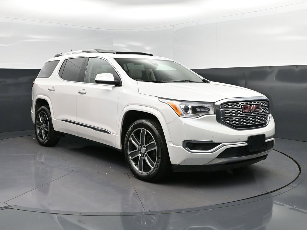 Used 2019 GMC Acadia Denali w/ Technology Package image 9