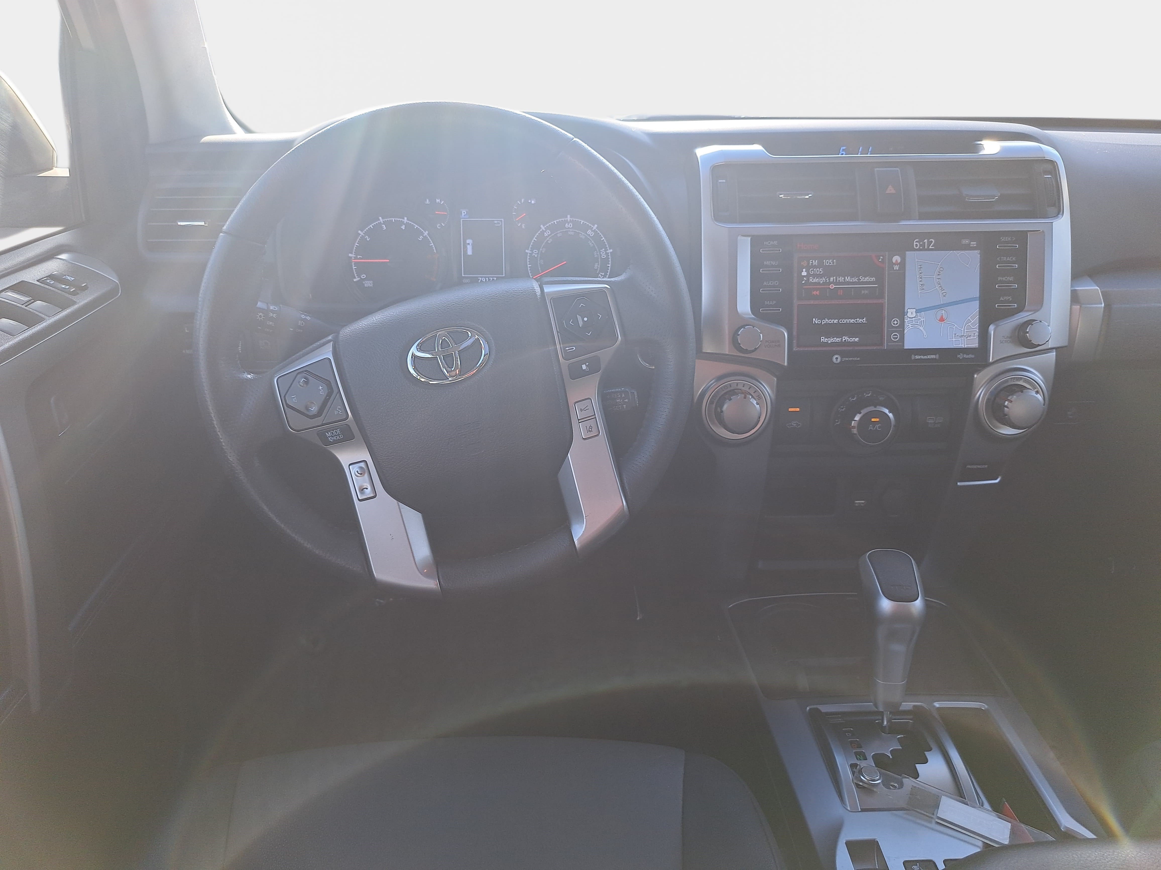Used 2020 Toyota 4Runner SR5 Premium w/ Moonroof Package RWD image 15