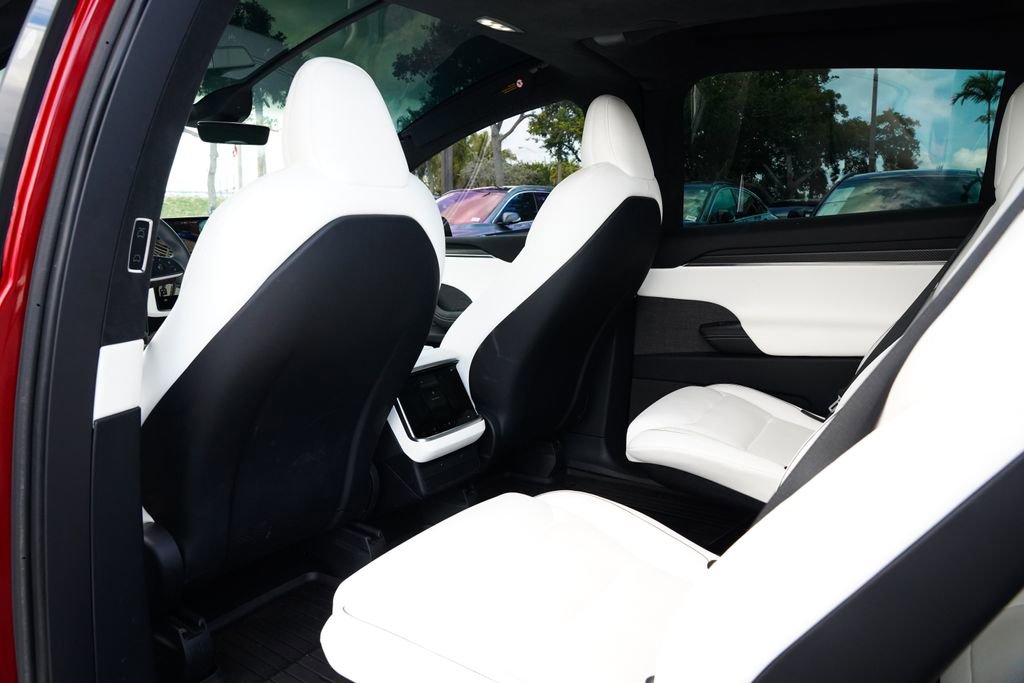 Used 2024 Tesla Model X Plaid AWD/4WD image 17