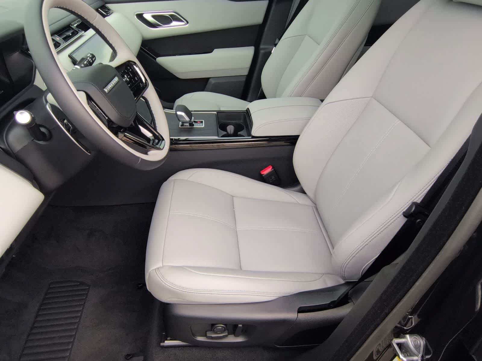 New 2026 Land Rover Range Rover Velar Belgravia AWD/4WD image 16