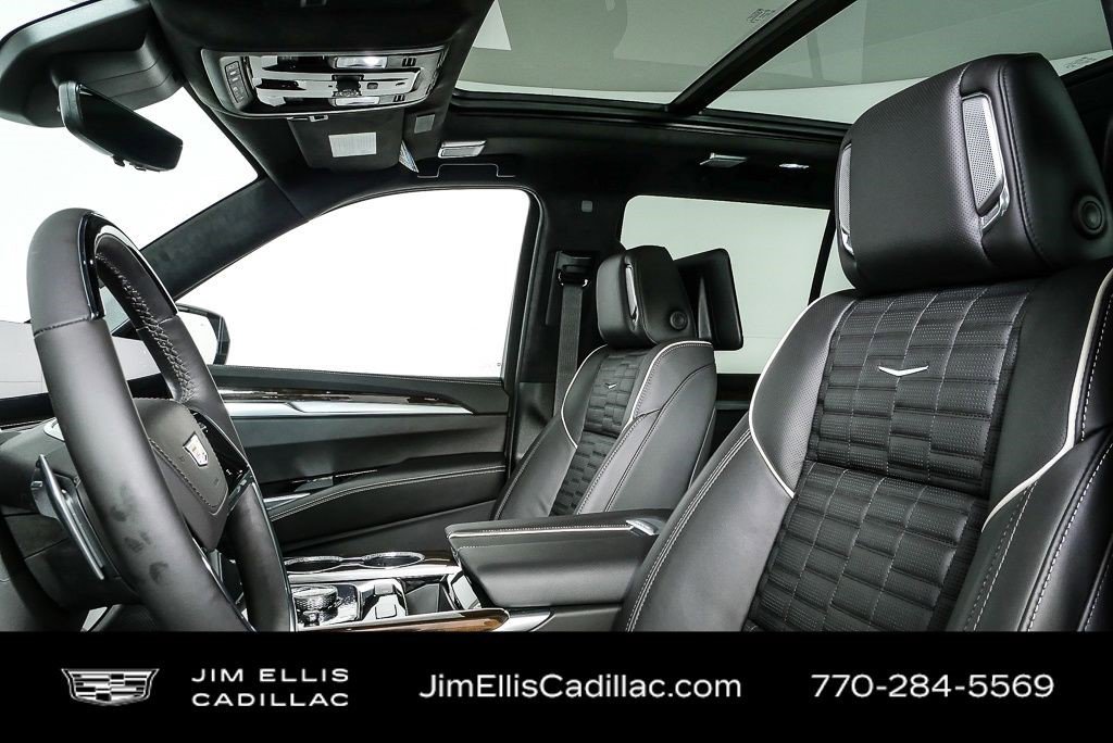 Certified 2026 Cadillac Escalade Platinum Sport w/ LPO, ONYX Package AWD/4WD image 7