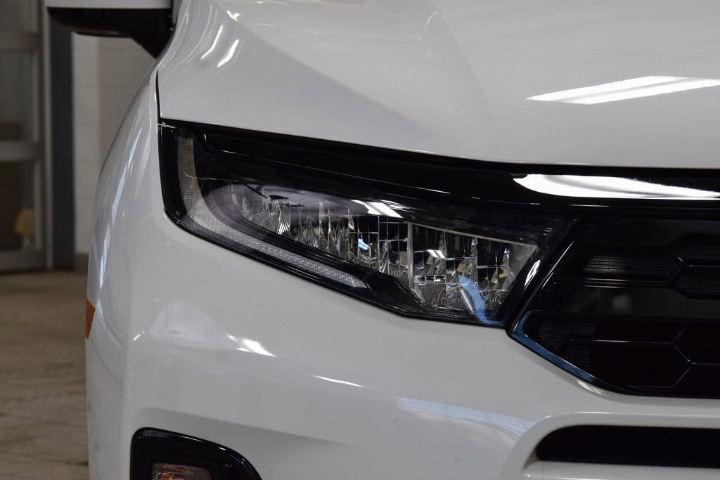 Used 2025 Honda Odyssey Elite image 12