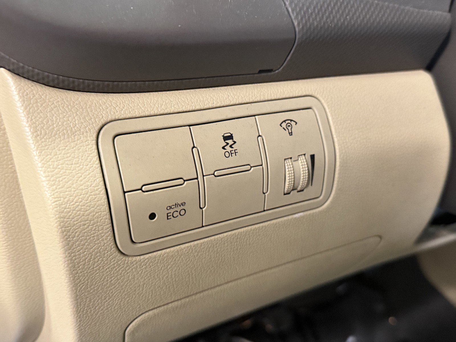 Used 2014 Hyundai Accent GLS FWD image 14