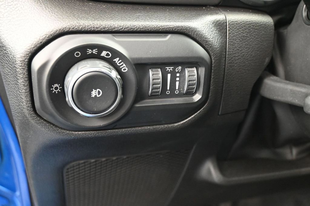 Used 2022 Jeep Wrangler Unlimited Sport w/ Sun And Sound Package AWD/4WD image 21