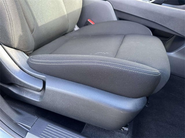 Used 2023 Nissan Rogue S image 11