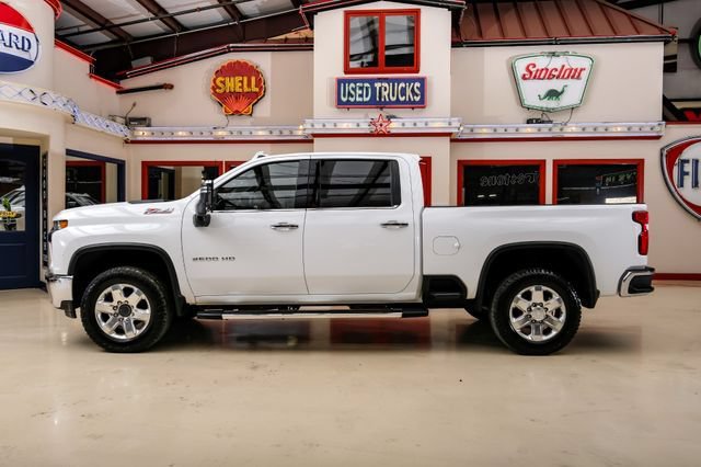 Used 2020 Chevrolet Silverado 2500 LTZ w/ LTZ Premium Package AWD/4WD image 13