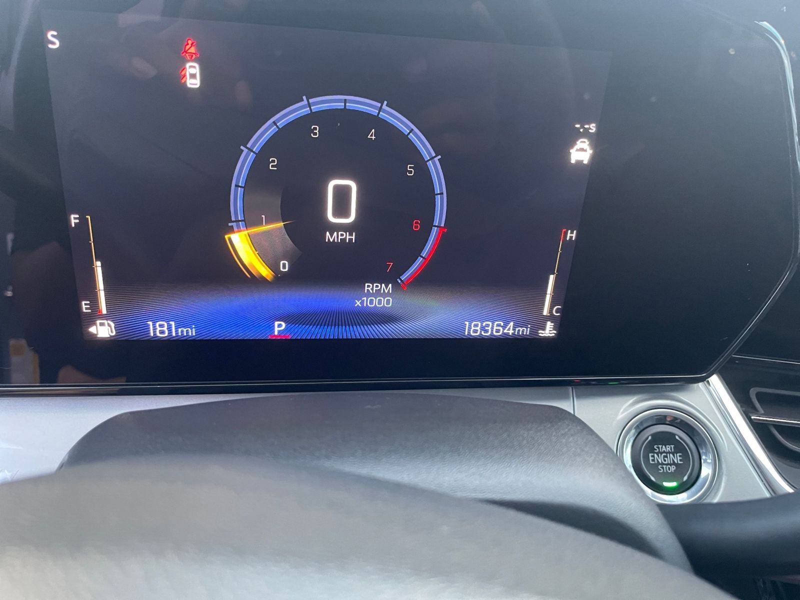 Used 2025 Chevrolet Trax LT image 38