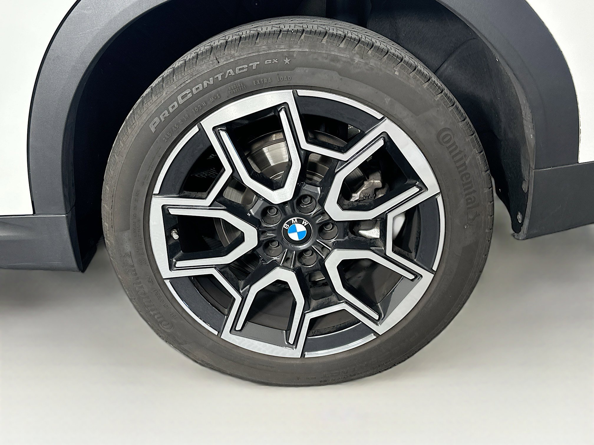 Used 2025 BMW X2 xDrive28i image 11