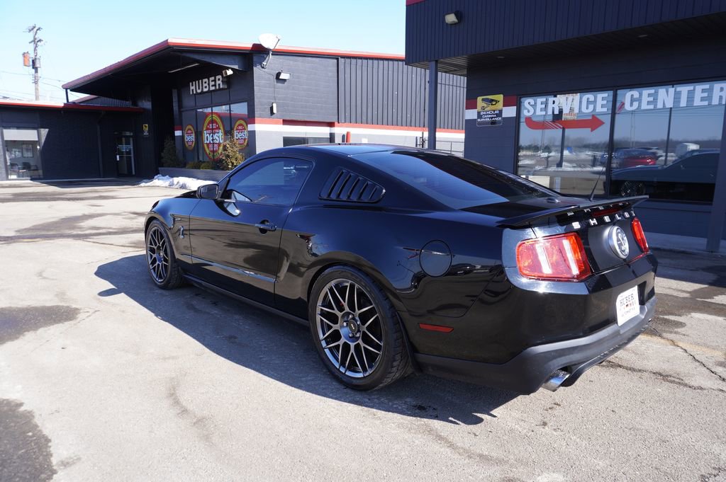 Used 2011 Ford Mustang Shelby GT500 w/ SVT Performance Pkg image 4