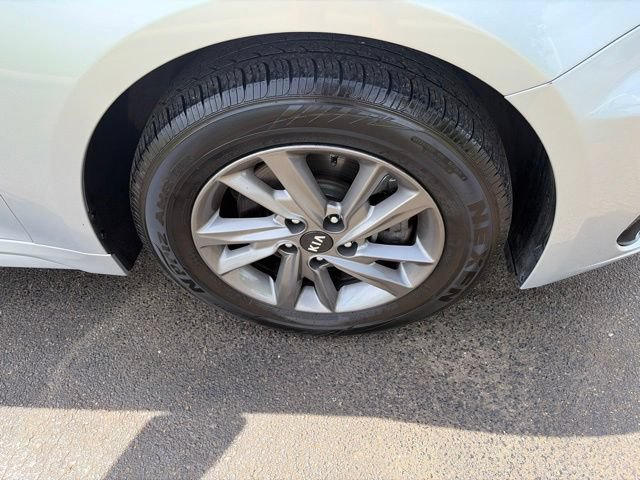 Used 2020 Kia Optima LX FWD image 39