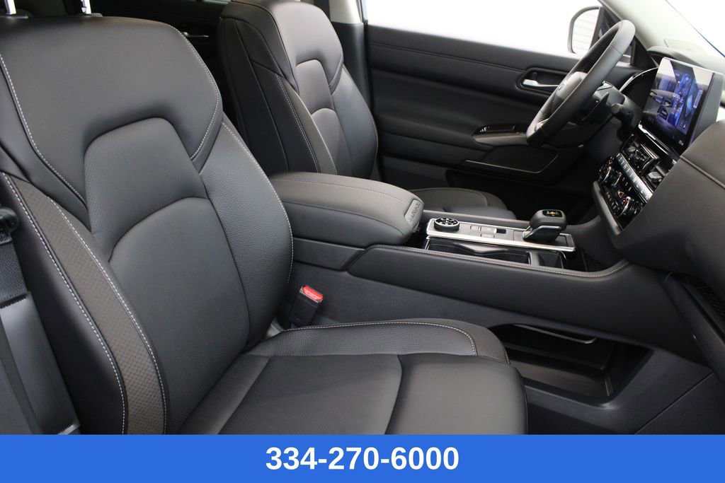 New 2026 Nissan Pathfinder SL image 22