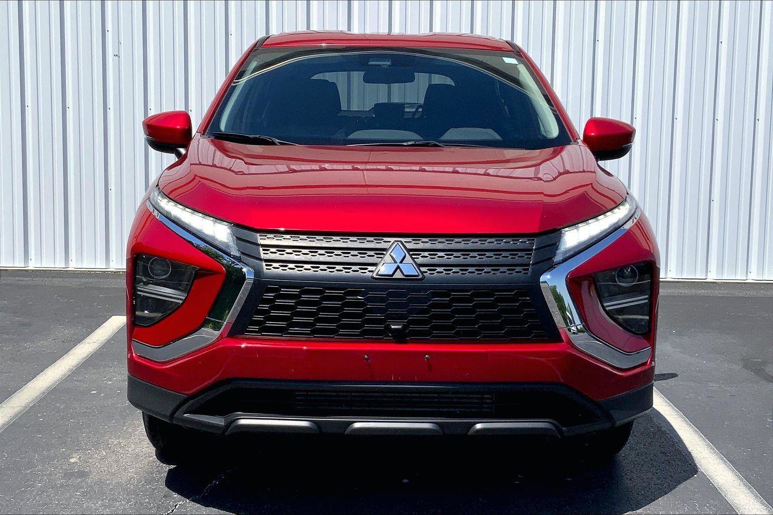 Used 2022 Mitsubishi Eclipse Cross ES AWD/4WD image 3