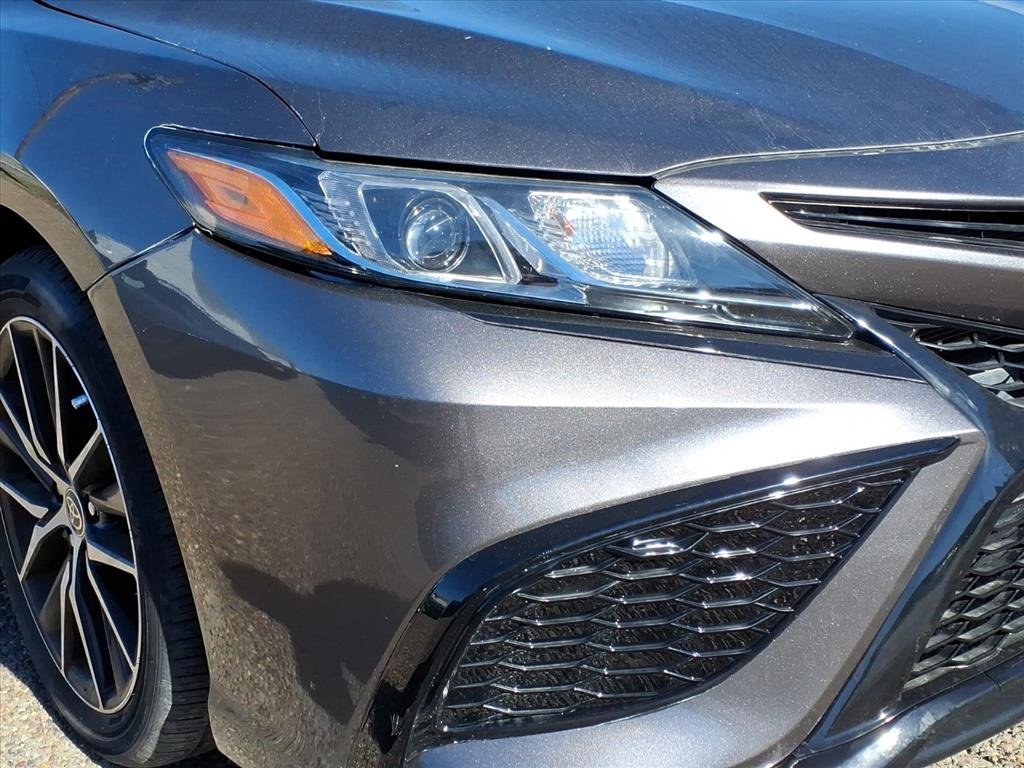 Used 2024 Toyota Camry SE image 8