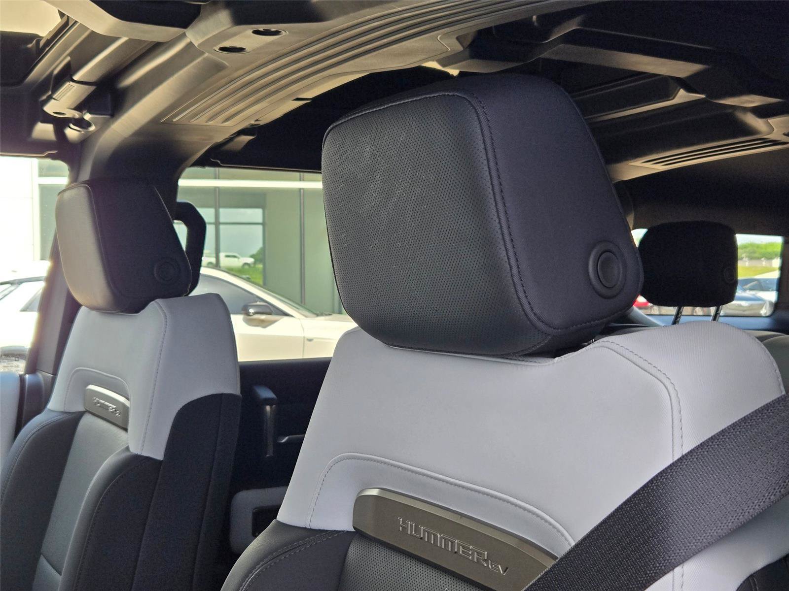 Used 2025 GMC Hummer EV 3X AWD/4WD image 12