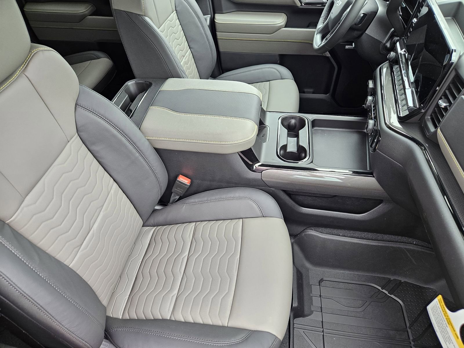 New 2026 Chevrolet Silverado 2500 ZR2 AWD/4WD image 18