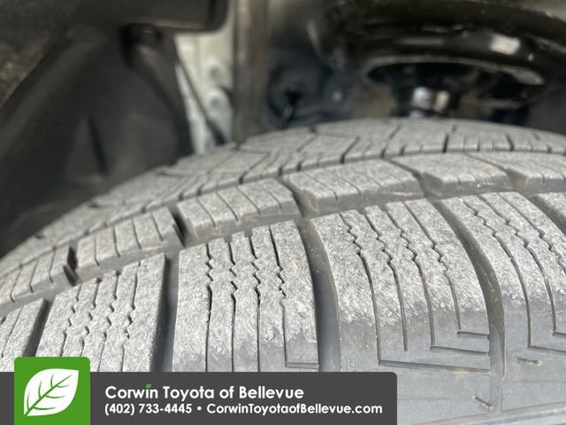 Used 2025 Toyota RAV4 Limited w/ Advanced Technology Package AWD/4WD image 27