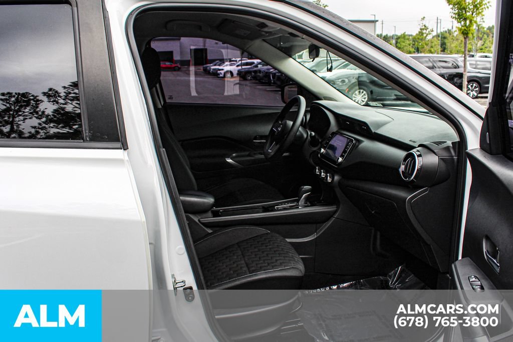 Used 2023 Nissan Kicks SV FWD image 20