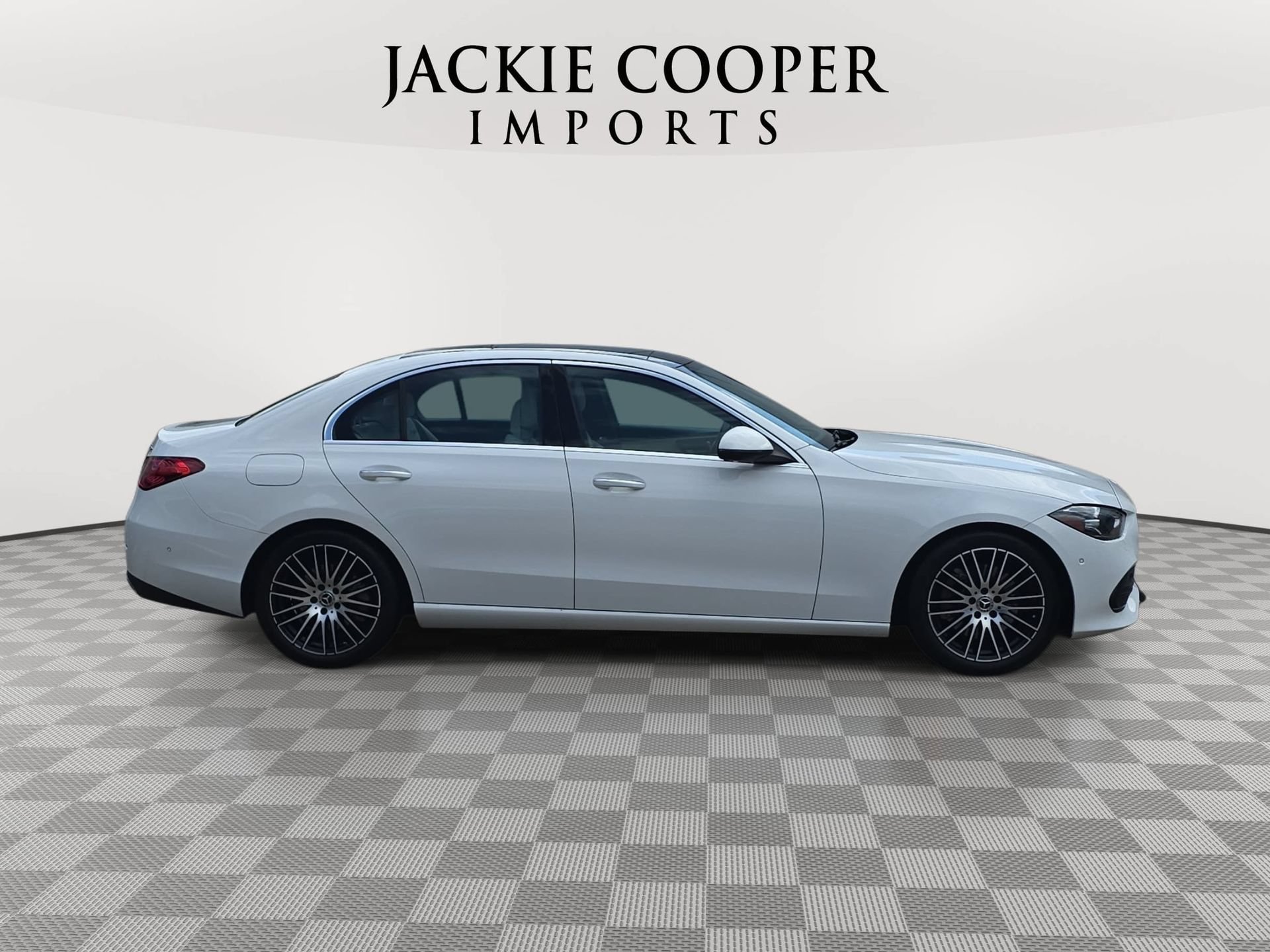 Certified 2023 Mercedes-Benz C 300 4MATIC Sedan image 4