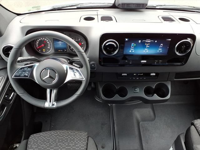 New 2026 Mercedes-Benz Sprinter 2500 image 4