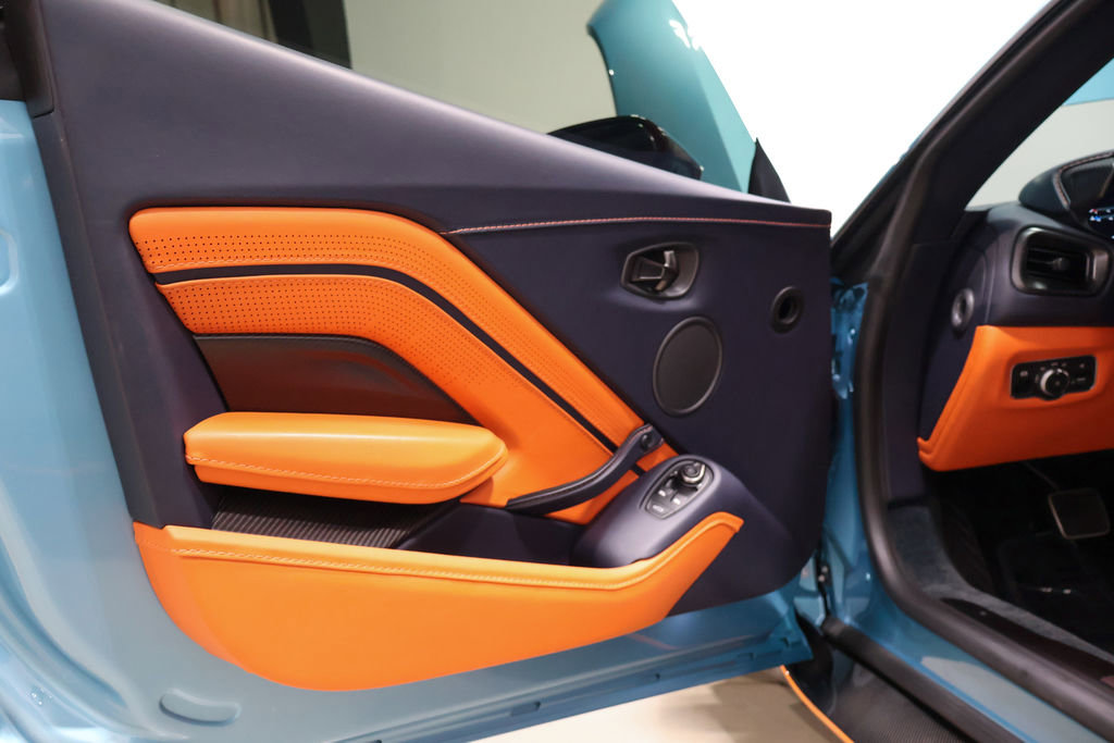 Used 2023 Aston Martin V12 Vantage image 19