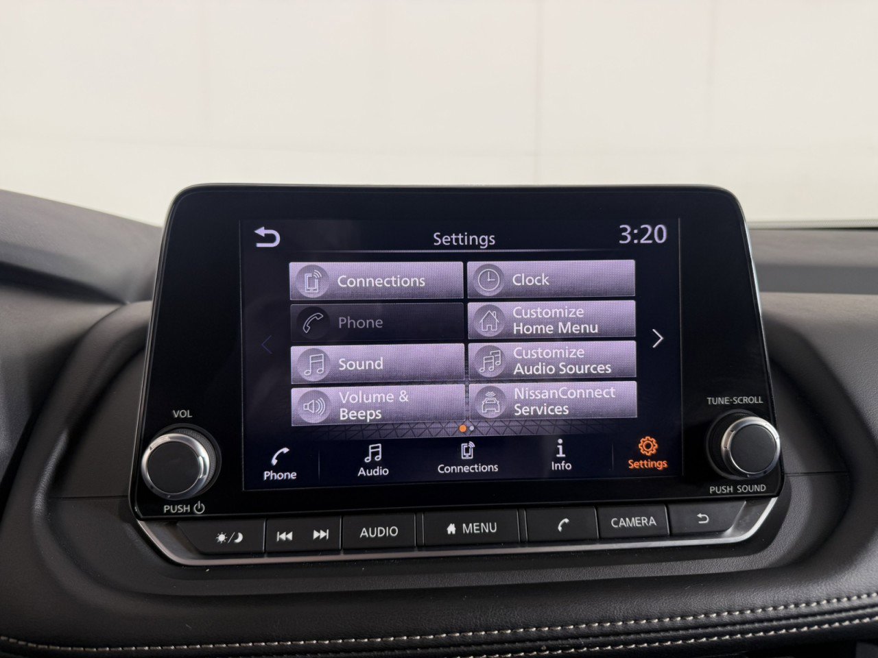 Used 2024 Nissan Rogue SV image 19