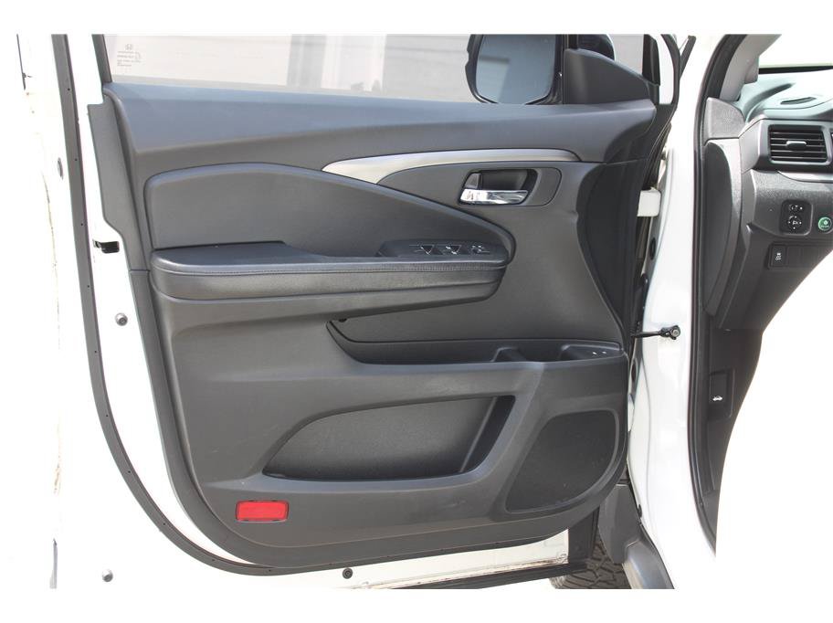 Used 2017 Honda Pilot EX-L image 7