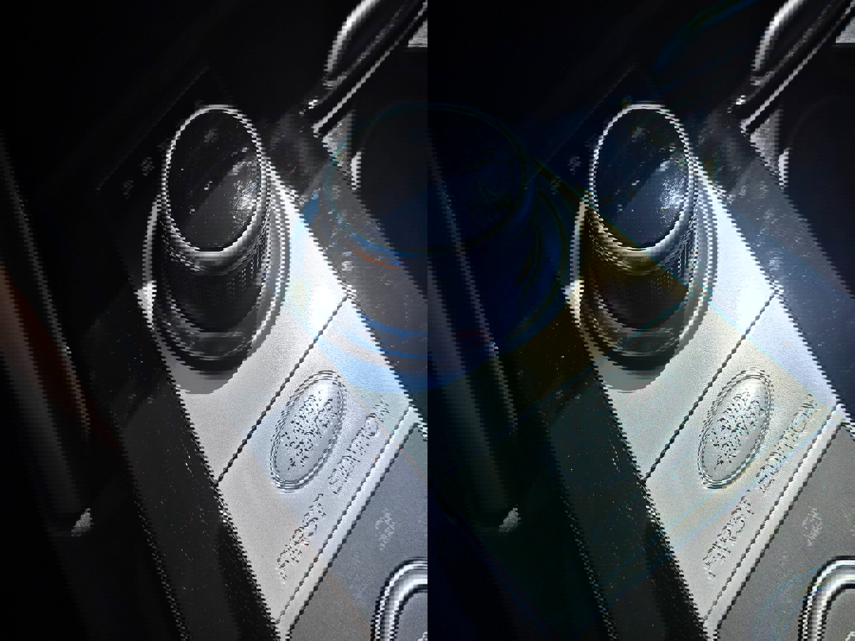 Used 2017 Land Rover Discovery First Edition image 32