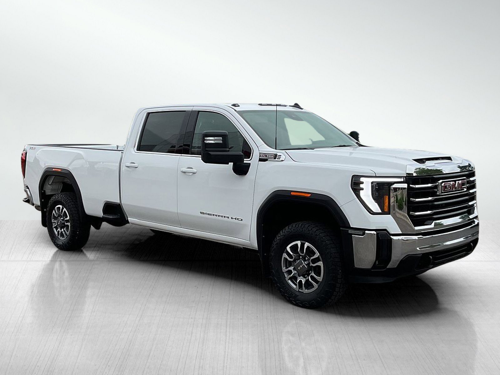 Used 2025 GMC Sierra 3500 SLE w/ SLE Convenience Package AWD/4WD image 7
