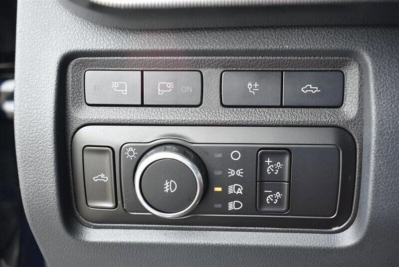 Used 2024 Ford F350 Platinum image 18