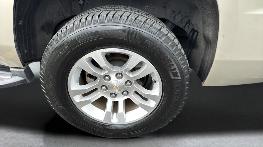 Used 2015 Chevrolet Tahoe LT AWD/4WD image 18