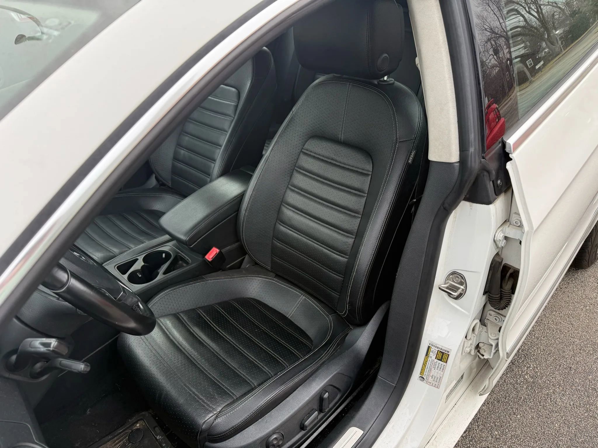 Used 2014 Volkswagen CC Sport image 5