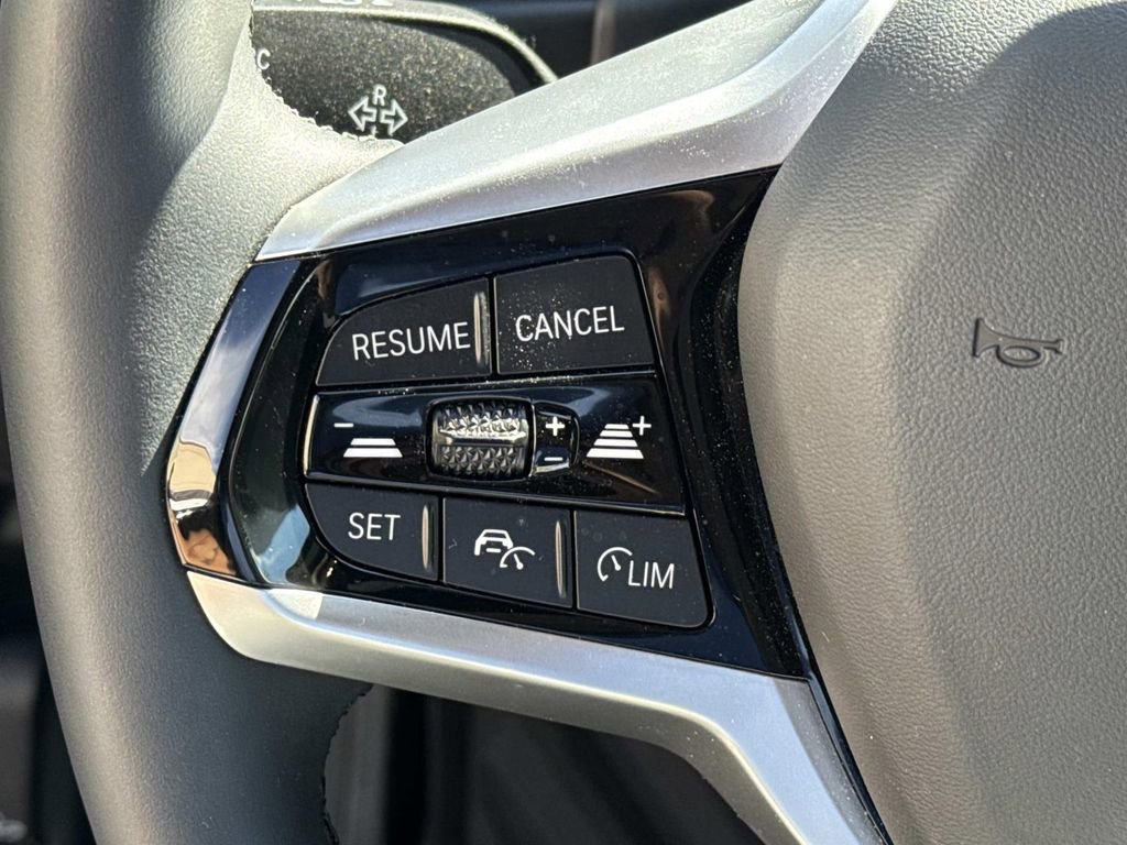 Used 2025 BMW i4 xDrive40i image 23