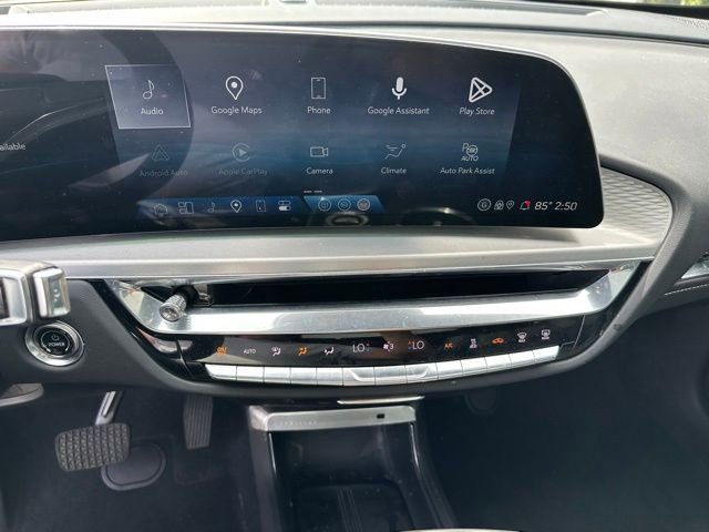 Used 2024 Cadillac Lyriq Sport AWD/4WD image 21