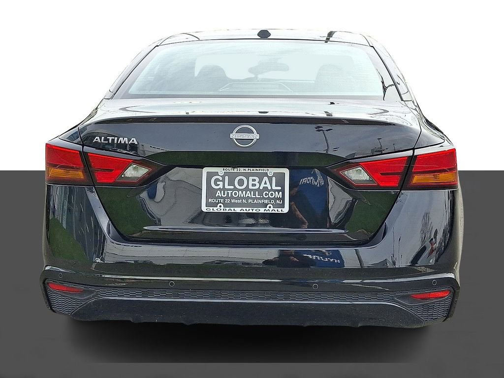 Used 2025 Nissan Altima 2.5 SV image 6