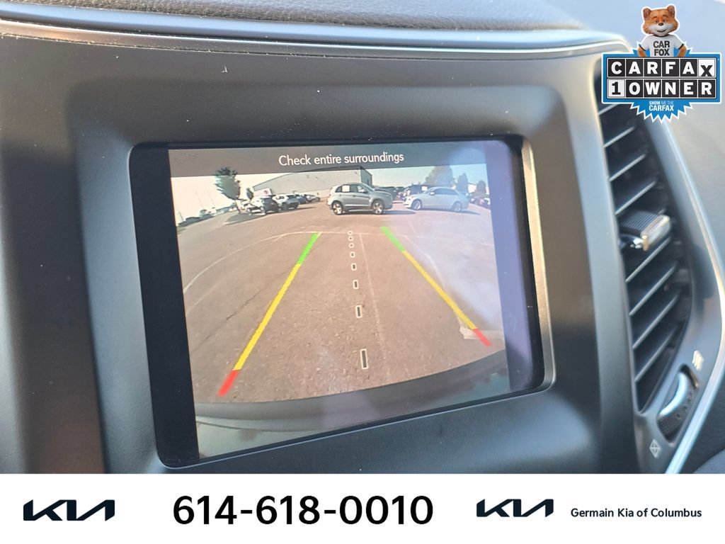 Used 2019 Jeep Cherokee Latitude w/ Popular Appearance Group FWD image 30
