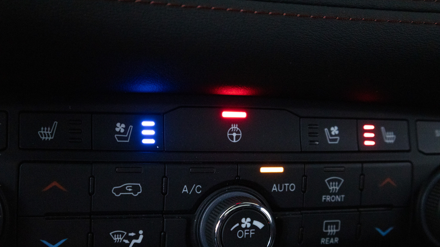 Used 2023 Dodge Durango R/T AWD/4WD image 22