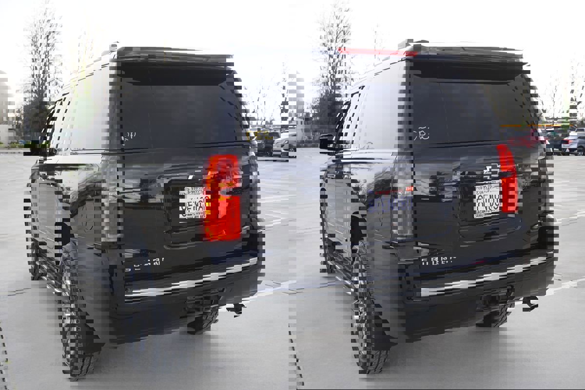 Used 2016 Chevrolet Suburban LTZ image 13