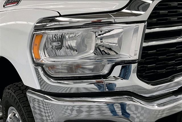 Used 2024 RAM 3500 Big Horn image 33