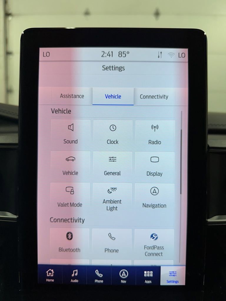 Used 2024 Ford Explorer Platinum w/ Technology Package image 30