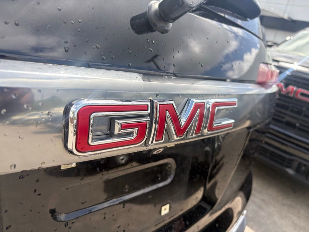 Used 2020 GMC Acadia AT4 w/ Driver Alert Package II image 9