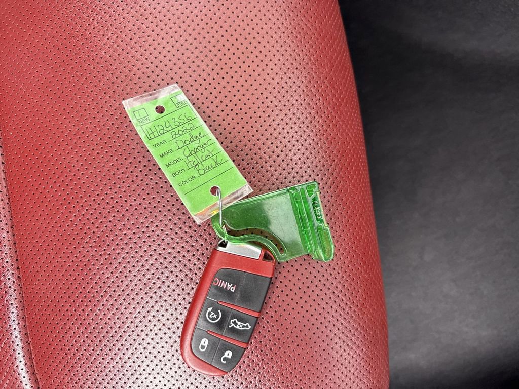 Used 2022 Dodge Charger SRT Hellcat w/ Harman/Kardon Audio Group image 27