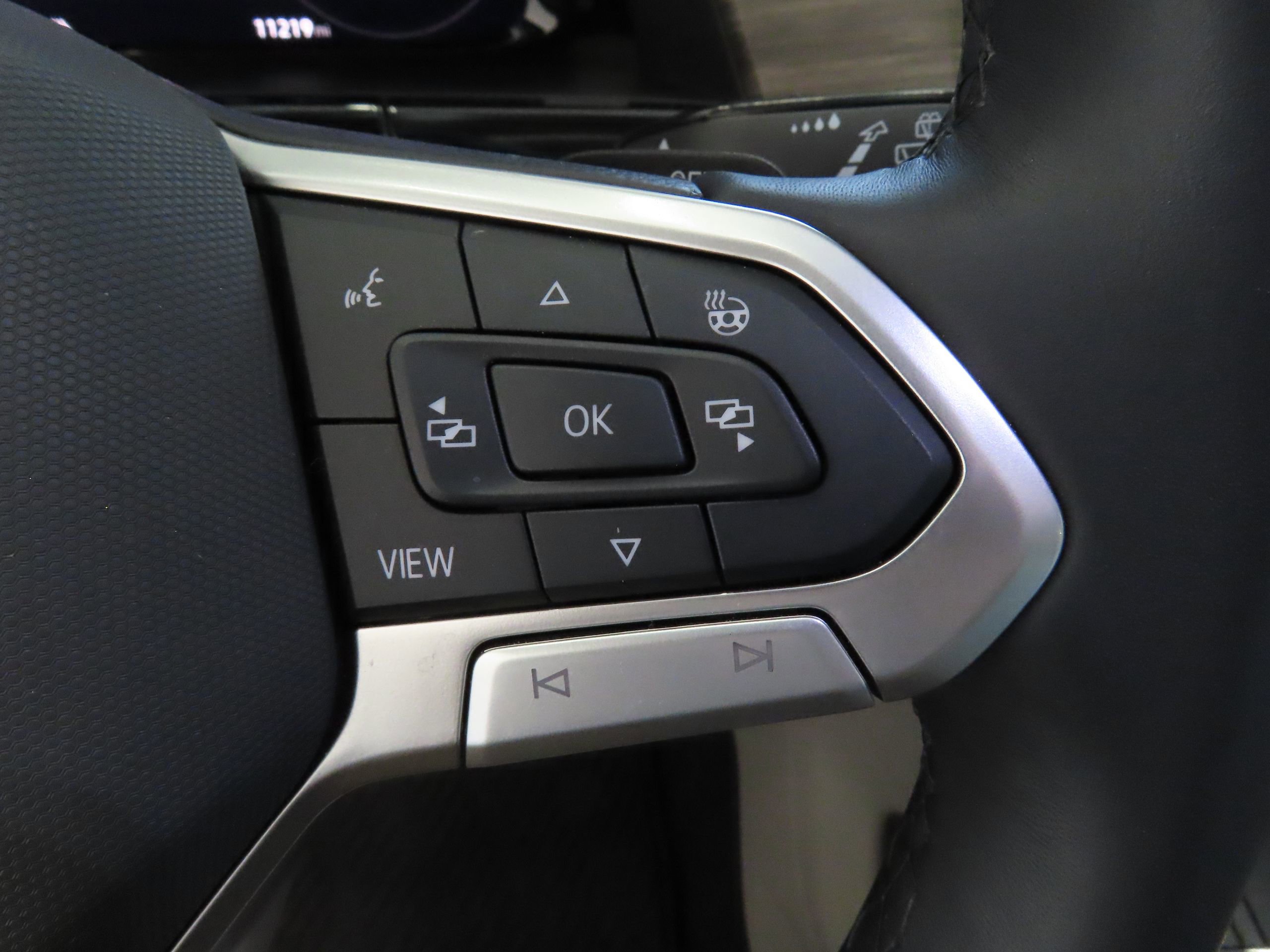 New 2025 Volkswagen Atlas SEL Premium R-Line AWD/4WD image 15