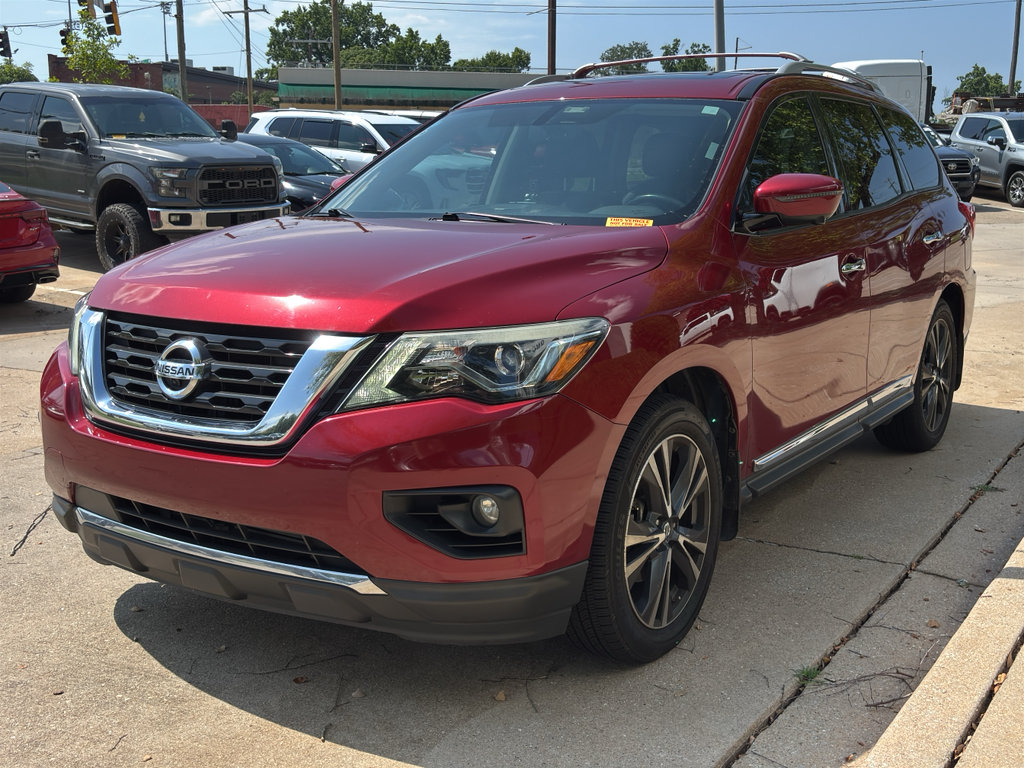 Used 2018 Nissan Pathfinder Platinum AWD/4WD image 4