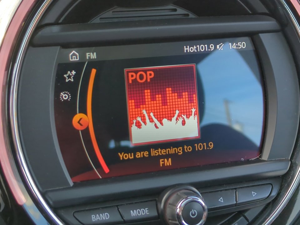 Used 2019 MINI Cooper Clubman S image 23