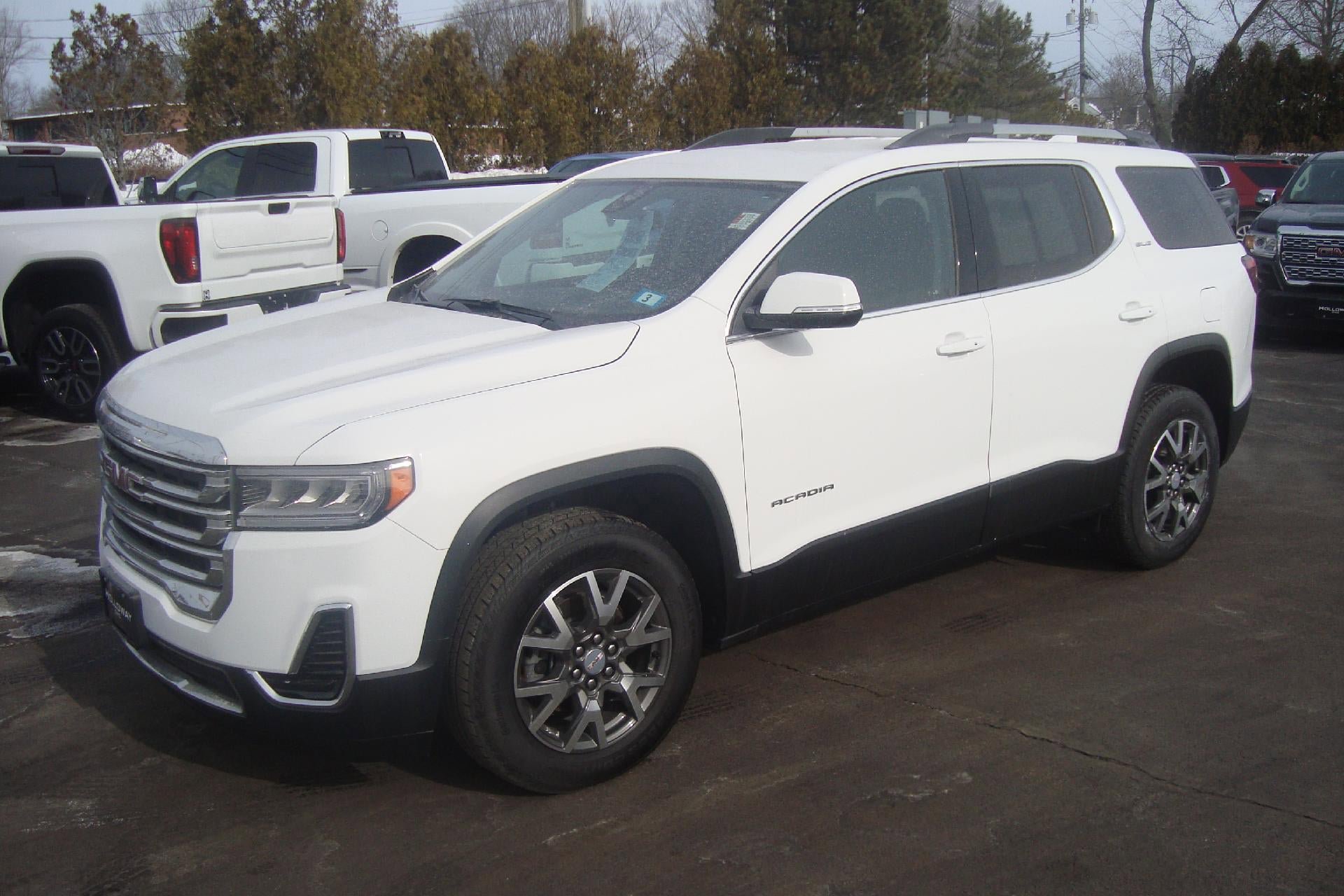 Used 2023 GMC Acadia SLE w/ Driver Convenience Package
