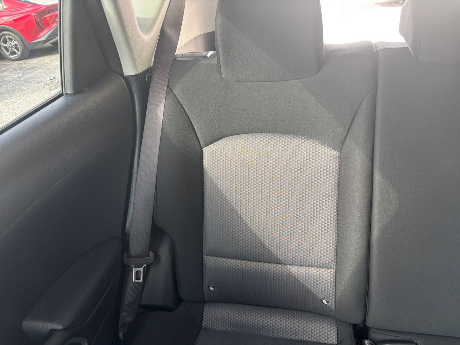 Used 2025 Kia Soul LX w/ LX Technology Package FWD image 37