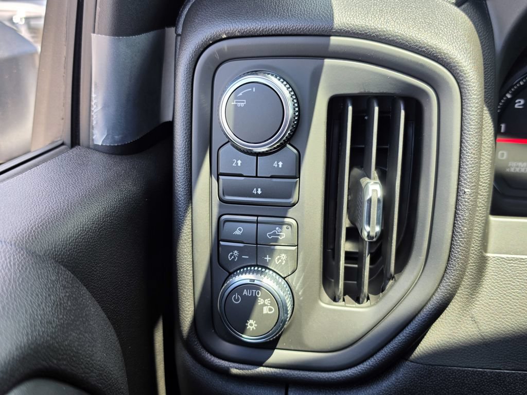 New 2026 GMC Sierra 2500 Pro w/ Convenience Package AWD/4WD image 18