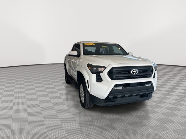 Used 2024 Toyota Tacoma SR5 RWD image 3